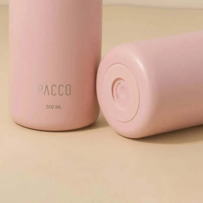 Garrafa Térmica PACCO Hydrav2 500ml rosa com design elegante e isolamento térmico de alta performance em superfície clara.