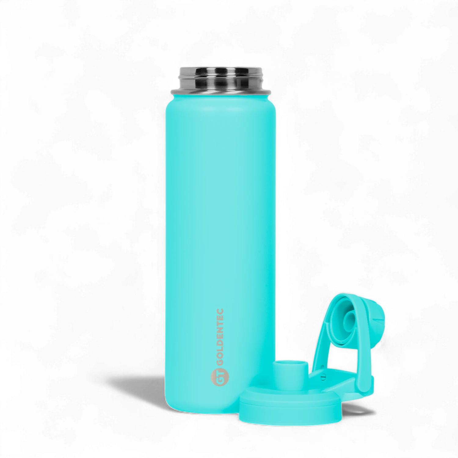 Garrafa Térmica Goldentec 750ml azul clara com tampa aberta, ideal para manter bebidas quentes por 12h e frias por 24h.