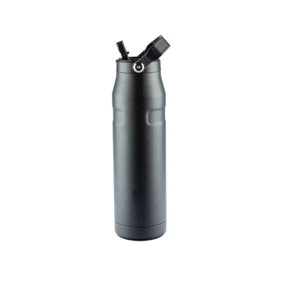 Garrafa Térmica Stanley Aerolight™ Flip Straw - 1,1L preta com isolamento a vácuo para alto desempenho térmico e sustentabilidade.