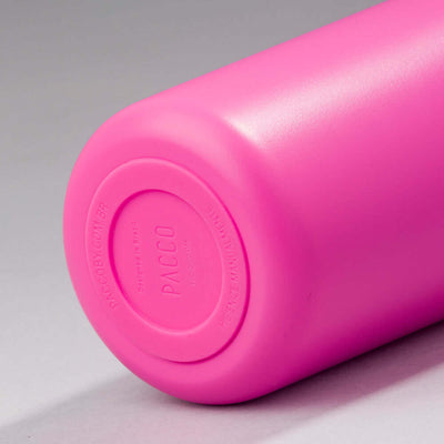 Garrafa Térmica PACCO Vyta 650ml cor rosa, base antiderrapante, design sofisticado, em aço inoxidável para conservação térmica superior.