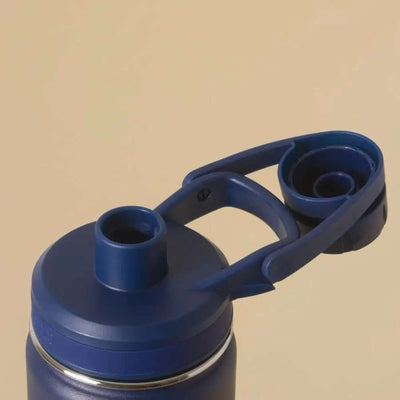 Garrafa Térmica PACCO Hydrav2 650ml com tampa antifuga e design moderno. Alta performance térmica para bebidas quentes e frias.
