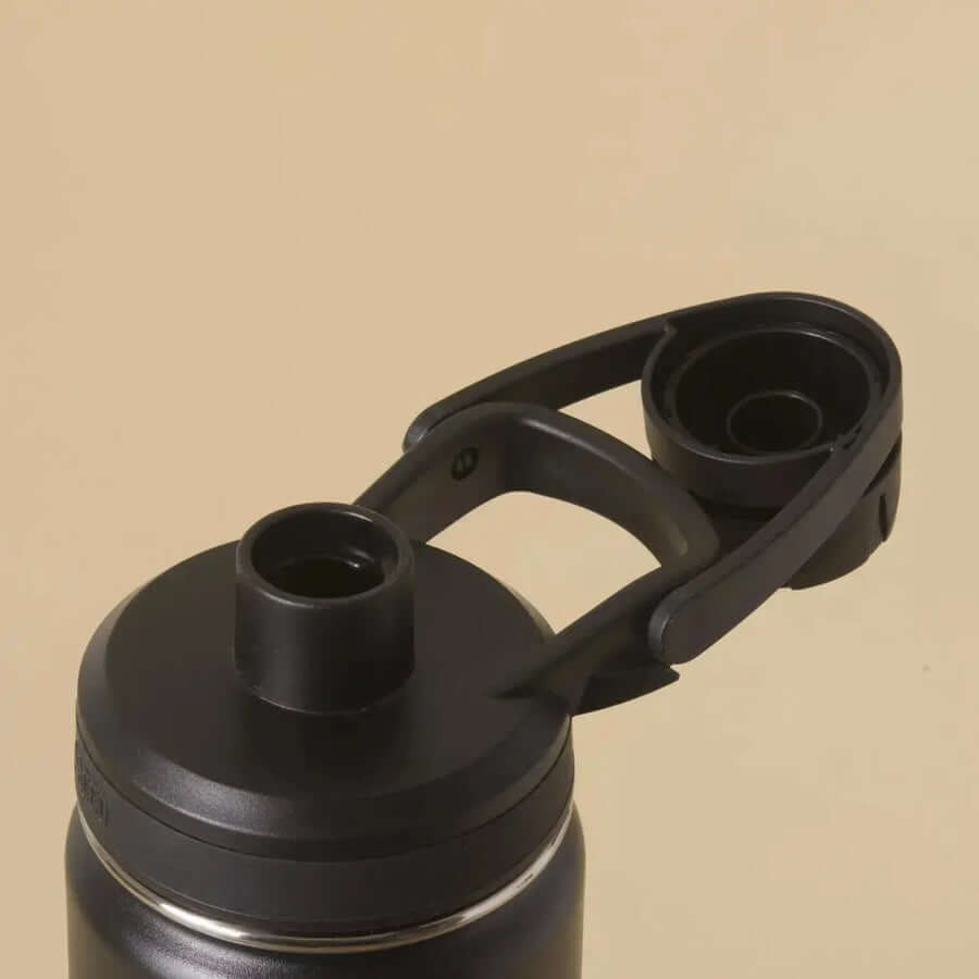 Tampa da Garrafa Térmica PACCO Hydrav2 650ml com design sofisticado e alça ergonômica destacada.