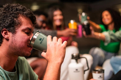 Copo Térmico de Cerveja com tampa Stanley 473ml