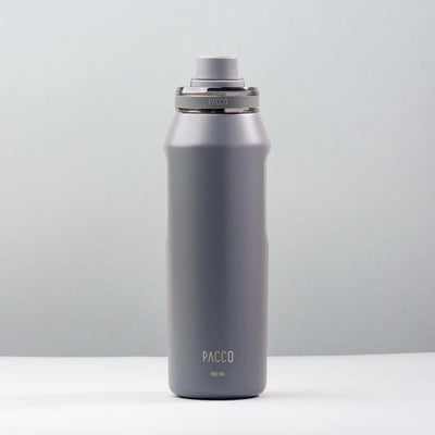 Garrafa Térmica PACCO Vyta 950ml em aço inoxidável com isolamento térmico a vácuo, ideal para manter bebidas frias ou quentes por horas.
