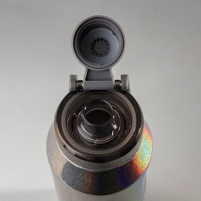 Tampa aberta da Garrafa Térmica Vyta 950ml PACCO | PEDRAS PRECIOSAS em aço inox com brilho, destacando seu design funcional e elegante.