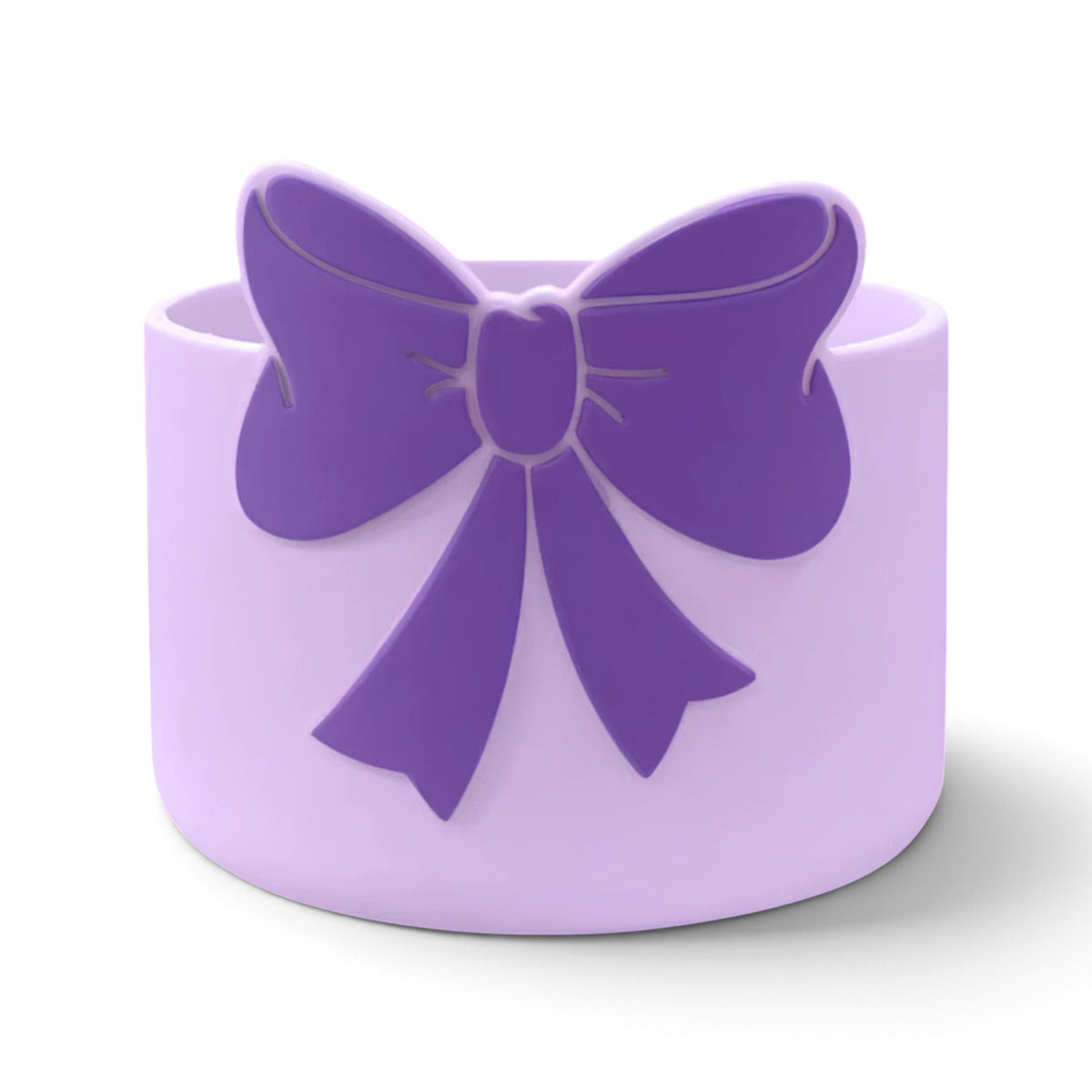Capa de Silicone Médio - Variados 3D com laço roxo, protege copos de até 750 ml, ideal para estilo e durabilidade. Texto em português.