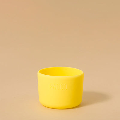 Capa de Silicone PACCO Hydra Base PEQUENO amarela para proteção de garrafas Hydra V2 e V3, oferece estilo e conforto diário.