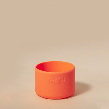 Capa de Silicone PACCO Hydra Base PEQUENO laranja para garrafas Hydra V2 ou V3, oferecendo proteção, estilo e conforto.