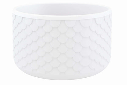 Capa de Silicone Sereia - Tamanho Original, protetor iridescente para copos com textura de escamas.