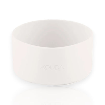 Capa de Silicone Kouda – Ladakh G para Garrafa Ladakh 960ml, material resistente em silicone, medidas 5x7cm. Cor branca elegante.