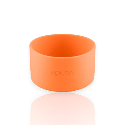 Capa de Silicone Kouda – Ladakh e Martial P, protetor de base laranja para garrafas, evita arranhões e deslizes em superfícies.