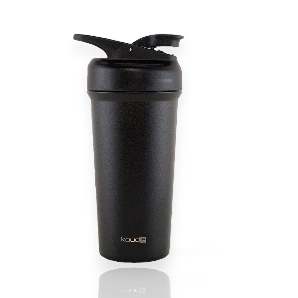 Coqueteleira Shaker Térmica Kouda Fox - 750ml em inox 18/8, tampa vedada, mantém bebida gelada por horas. Produto resistente à corrosão.