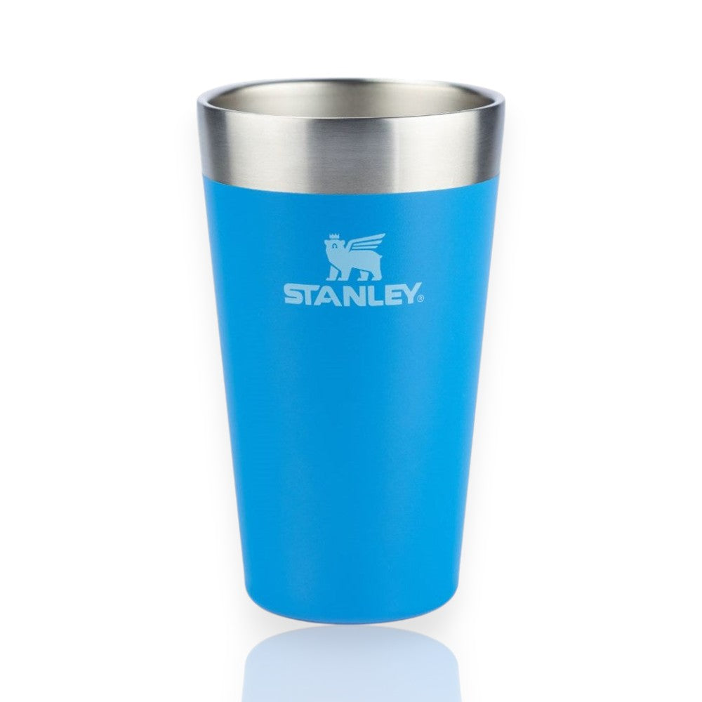 Copo Térmico de Cerveja Stanley - 473ml azul com isolamento a vácuo, mantém bebidas geladas por até 4 horas. Design elegante e funcional.