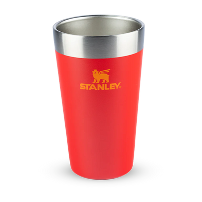 Copo Térmico de Cerveja Stanley - 473ml, vermelho, design sem condensação, isolamento de parede dupla.