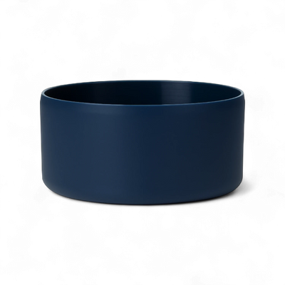 Protetor de Silicone G - by empório, acessório azul para garrafas de 950-1200 ml, base antirrisco, encaixe seguro e lavável.