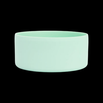 Protetor de Silicone G - by empório, base antirrisco verde menta para garrafas de 950-1200 ml, acessório flexível e resistente.