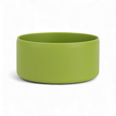 Protetor de Silicone G - by empório para garrafas, protege contra riscos e batidas, adequado para 950-1200ml, verde, imagem frontal.