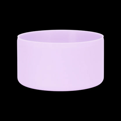 Protetor de Silicone M - by empório, lilás, proteção e silêncio, encaixe em copos e garrafas, durabilidade, redução de ruídos e marcas.