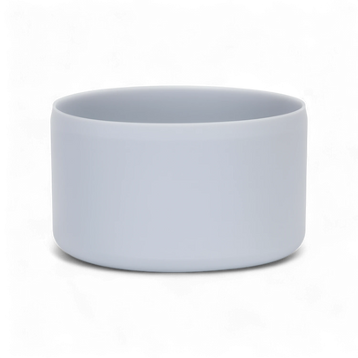 Protetor de Silicone M - by empório, um acessório durável para copos, reduz ruídos e protege superfícies contra marcas indesejadas.