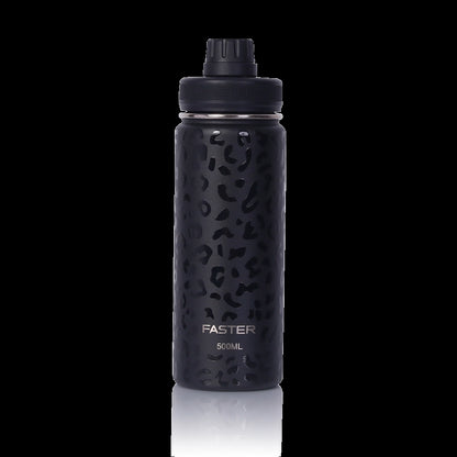 Garrafa Térmica Faster - 500ml preta com design moderno para conservar bebidas e promover sustentabilidade.