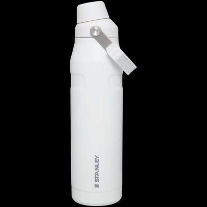Garrafa Térmica Stanley Aerolight™ Fast Flow - 1,1L branca, leve e resistente, ideal para eficiência térmica e hidratação prática.