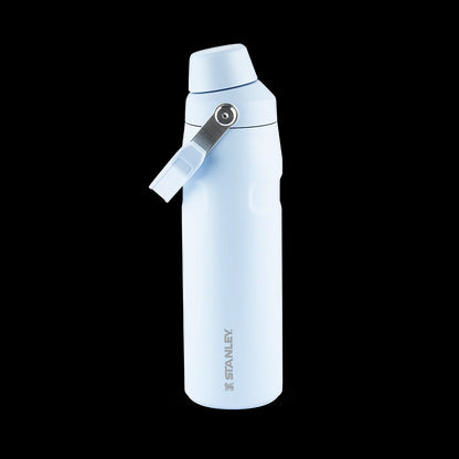 Garrafa Térmica Stanley Aerolight™ Fast Flow - 710ml em aço inox 18/8 reciclado, cor azul claro, design moderno e leve.