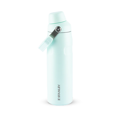Garrafa Térmica Stanley Aerolight™ Fast Flow - 710ml em aço inox reciclado, leve e durável, mantém líquidos gelados por 10 horas.