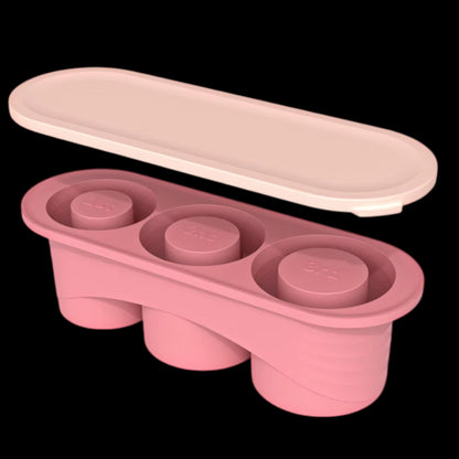 Forma de Gelo para Quencher - Todos os tamanhos, em silicone rosa, compatível com copos Stanley Quencher.