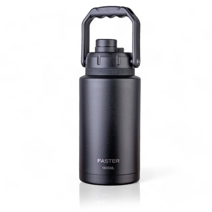 Garrafa Térmica Faster Growler - 1800ml com isolamento térmico superior, ideal para manter bebidas geladas por até 24 horas.