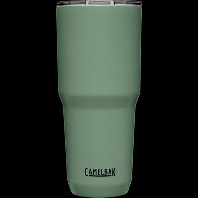 Copo Horizon Camelbak 850ml verde com isolamento térmico para bebidas, mantém quente por 8h e frio por 16h, design cônico prático.