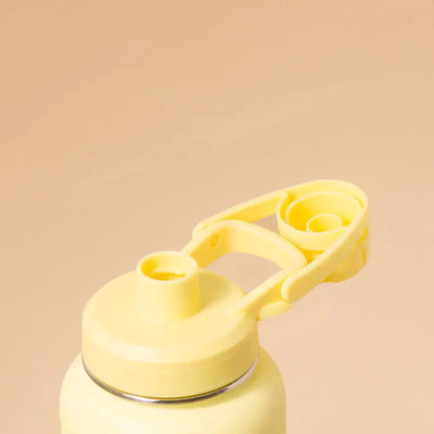 Garrafa Térmica PACCO Hydrav2 1200ml amarela com tampa inovadora, ideal para manter bebidas frias e quentes com alta durabilidade.