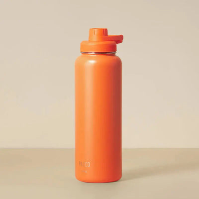 Garrafa Térmica PACCO Hydrav2 1200ml laranja destacando sua durabilidade e retenção térmica para bebidas frias e quentes.
