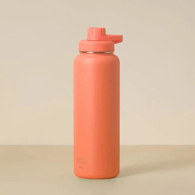 Garrafa Térmica PACCO Hydrav2 1200ml laranja mantêm bebidas frias por 24h e quentes por 12h, perfeita para academia e viagens.