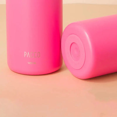 Garrafa Térmica PACCO Hydrav2 1200ml rosa em fundo claro, destacando design moderno e capacidade térmica avançada.