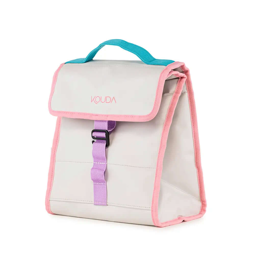 Lunch Bag Térmica Kouda Oly – 10 litros compacta e flexível, ideal para marmitas e bebidas, com design ajustável e espuma Foamtech Flex.