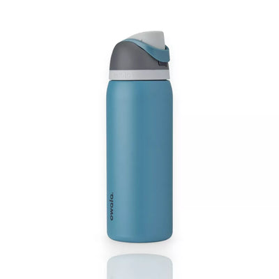 Garrafa Térmica Owala FreeSip 946 ml (32 oz) Blue Oasis, vista frontal com tampa fechada