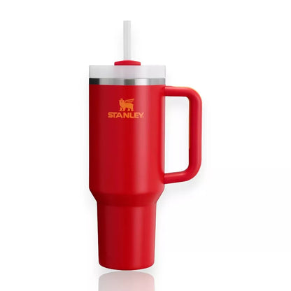 Copo Quencher Stanley 1,18L vermelho com alça ergonômica e tampa de canudo, ideal para hidratação no dia a dia.