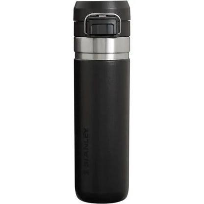 Garrafa Térmica Quick Flip Stanley - 710ml, preta, com isolamento a vácuo para manter líquidos gelados por até 40 horas.