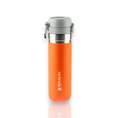 Garrafa Térmica Quick Flip Stanley - 710ml laranja com tampa Quick Flip e proteção contra vazamentos.