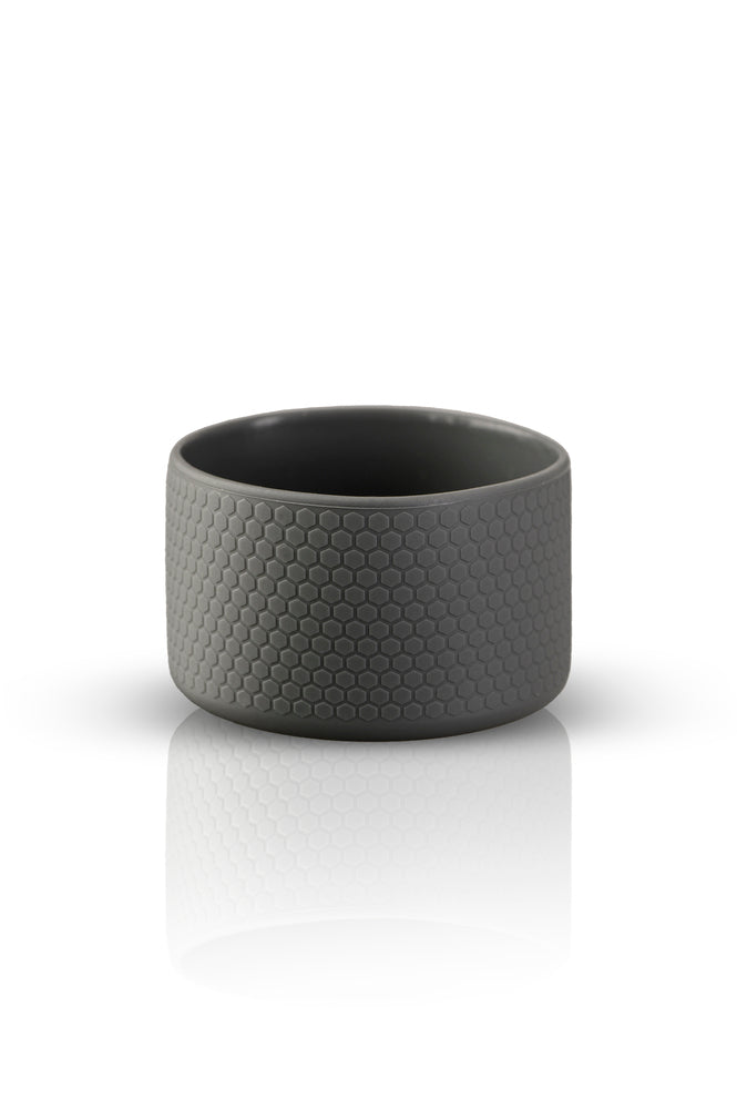 Silicone de Proteção P, compatível com garrafas de várias marcas e tamanhos, incluindo HydroFlask e ThermoFlask, cor cinza.