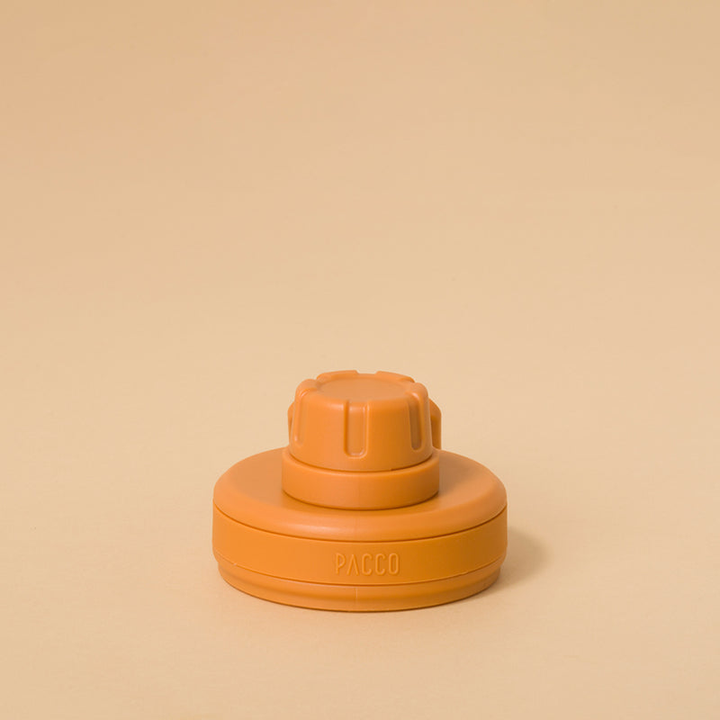 Tampa PACCO Original laranja com design arrojado e funcionalidade excepcional, ideal para garrafas, oferece praticidade e segurança.