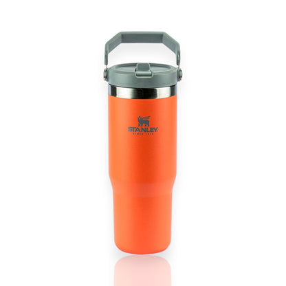 Tumbler Térmico Flip Straw Stanley - 887ml laranja, com isolamento térmico de parede dupla em aço inoxidável, mantém bebidas frias.