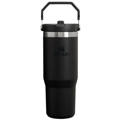 Tumbler Térmico Flip Straw Stanley - 887ml, xícara preta de aço inox com tampa de canudo, ideal para manter bebidas geladas.