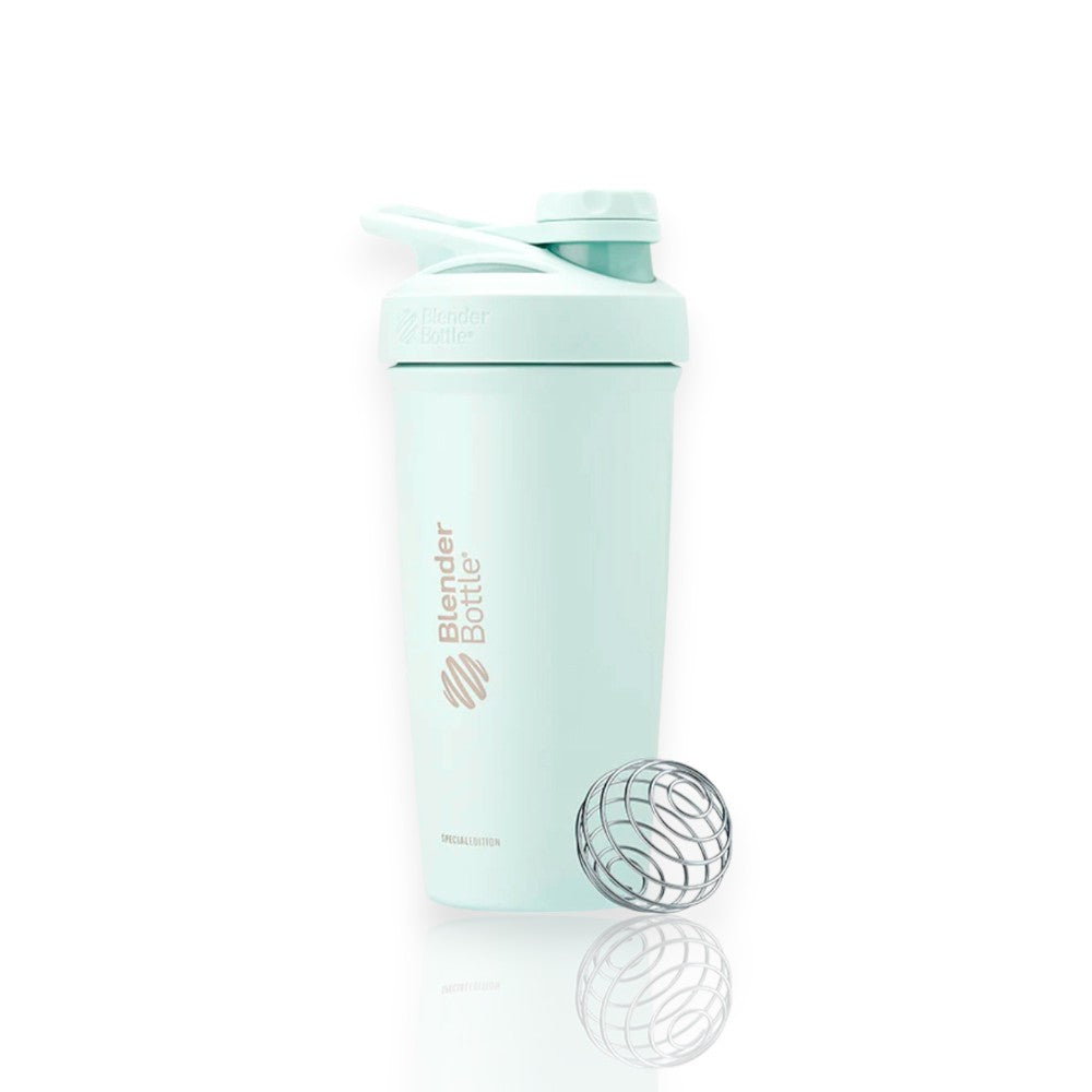 Coqueteleira Blender Bottle Strada Twist 710ml com design moderno e tampa à prova de vazamentos com batedor de arame BlenderBall®.