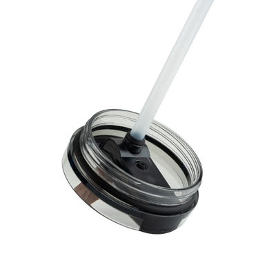 Tampa para copo Quencher 1,18L anti-vazamento com sistema flip straw, vedação total para copos Quencher 40oz, evita vazamentos.