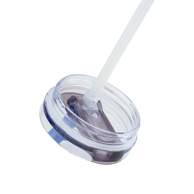 Tampa para copo Quencher 1,18L anti-vazamento com sistema flip straw embutido para vedação e proteção contra poeira.