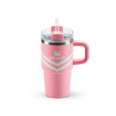 Copo Quencher Stanley | 591ml em rosa com canudo e alça ergonômica para hidratação prática.