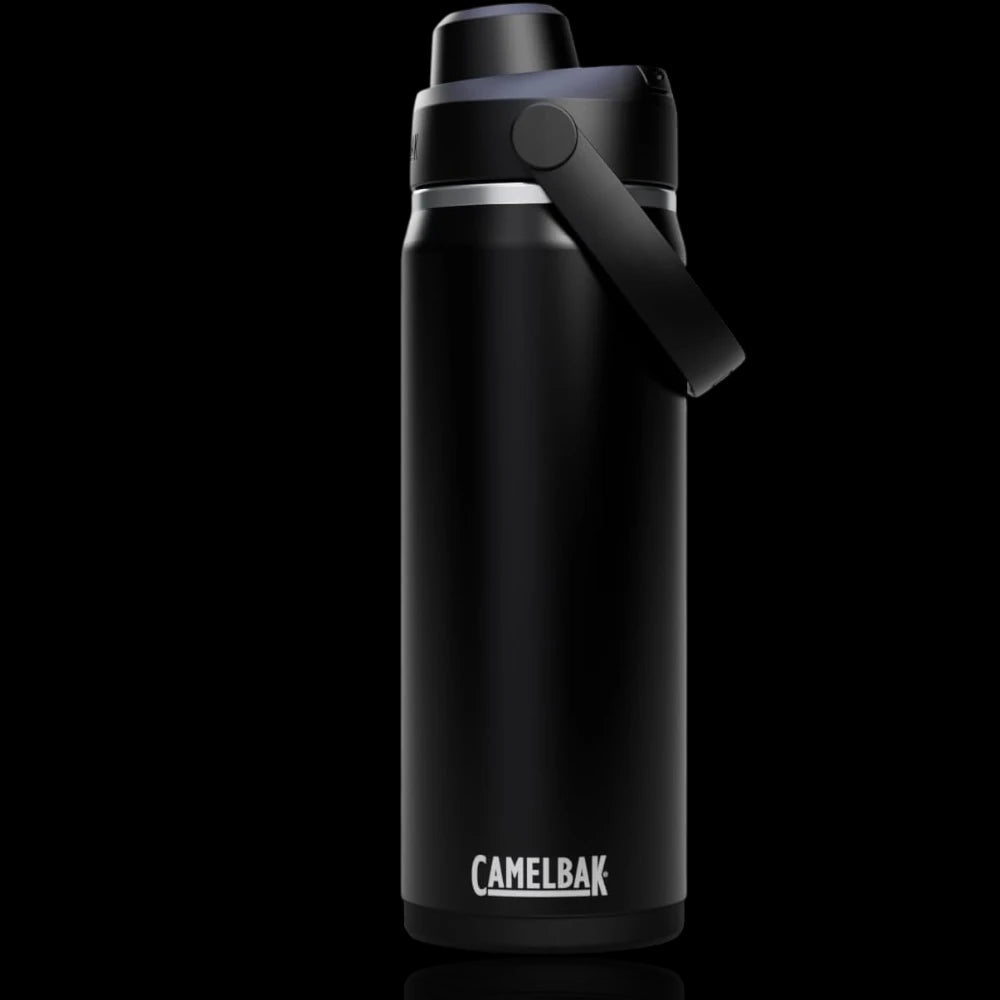 Garrafa Térmica Camelbak Thrive Chug 590ml preta, mantém bebidas geladas por até 23 horas e quentes por 11 horas, design funcional.