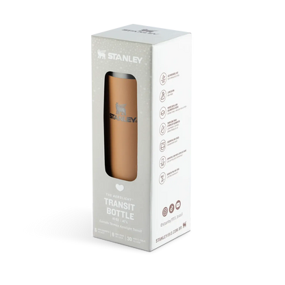 Garrafa Térmica AeroLight™ Transit Stanley | 0.47L em embalagem comemorativa, destacando elegância e praticidade para mulheres modernas.