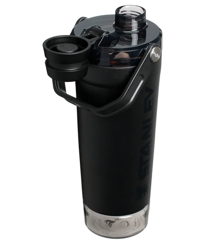 Activate Shaker Stanley | Coqueteleira 591ml com isolamento a vácuo e container integrado para máxima performance e praticidade.